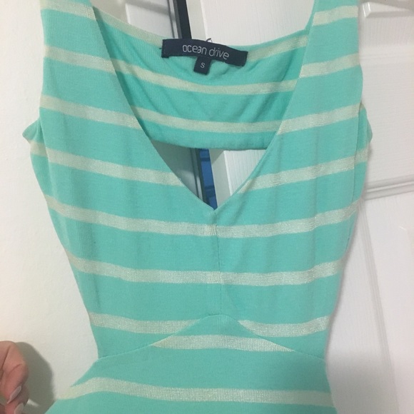 Backless with side cutout maxi dress - turquoise - Picture 5 of 8